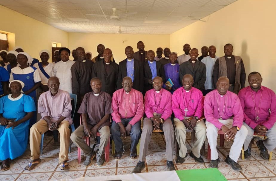 Bishop Andudu with Sudan Archbishop Ezekiel Kondo and leaders of the Diocese of Kadugli and new Diocese of Hiban.
